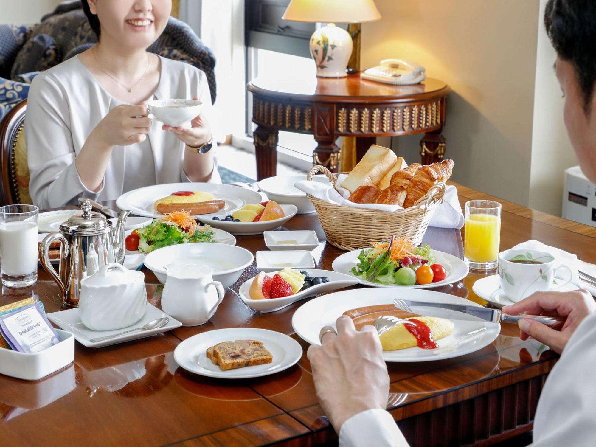 Premier Hotel -Tsubaki- Sapporo Habitación foto A breakfast buffet at a hotel